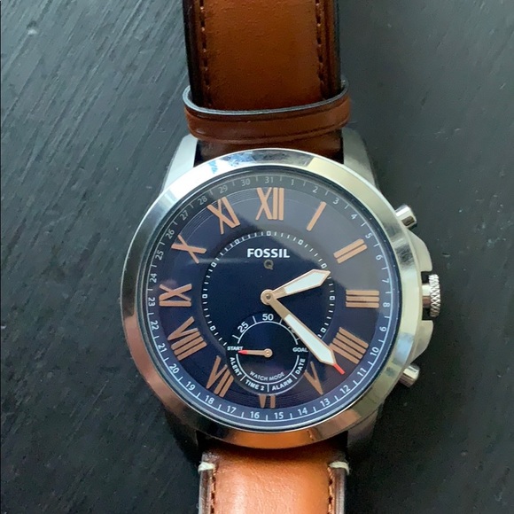 Men’s Fossil Smart watch - Picture 3 of 5